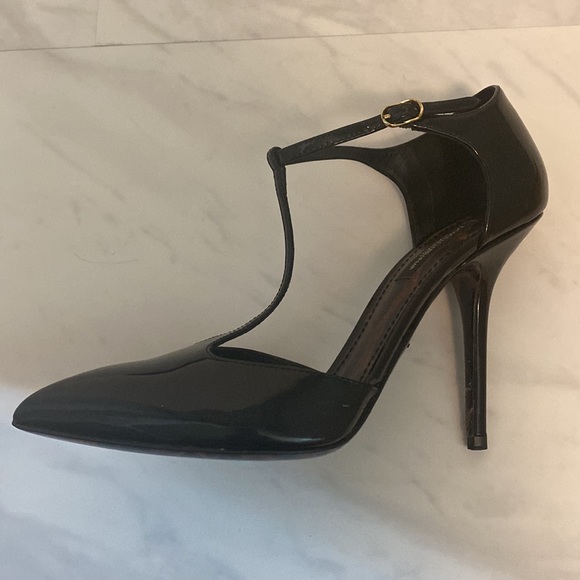 Black Patent Dolce & Gabbana Pump - Picture 2 of 9